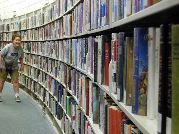 [Once again, round libraries equal fun fun fun.
]